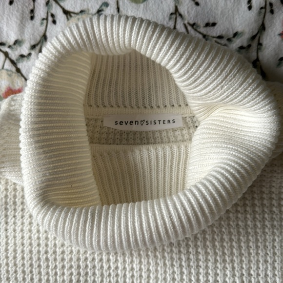 White Turtleneck Sweater - Picture 2 of 5
